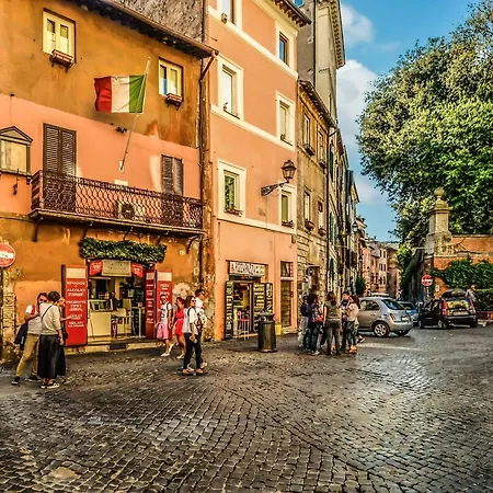 Monolocale con piscina a Trastevere-2
